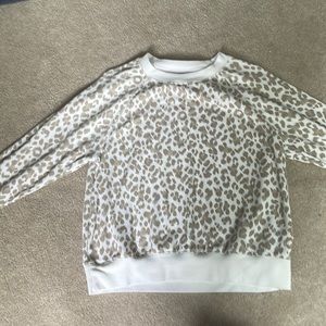 Cheetah print sweatshirt